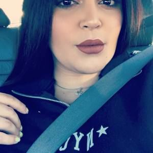 Meet your Posher, Lenaa